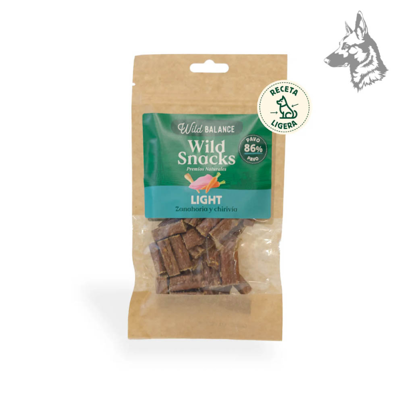 Bolsa de premios naturales Wild Snacks Light con pavo (86%) y vegetales como zanahoria y chirivía, ideal para perros con sobrepe