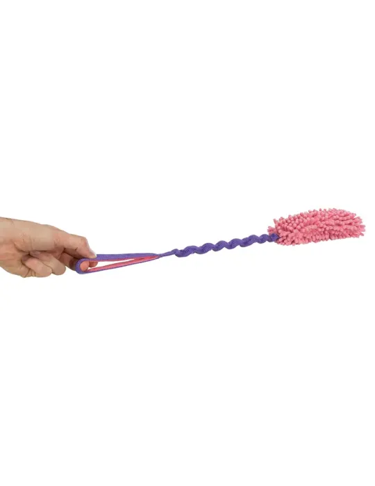 Mordedor Bungee para perros siendo estirado, ideal para juegos interactivos de tira y afloja