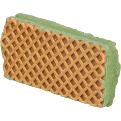 Sandwich de helado verde con galleta crujiente, snack para perro con sabor a pollo.