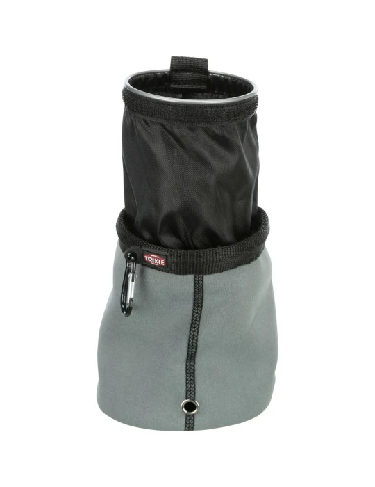 Bolsa porta premios Trixie en color gris con forro negro extendido.