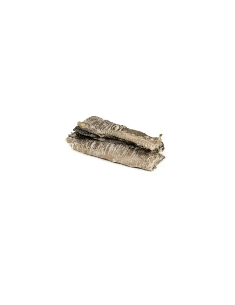 Snack natural para perros de piel de fogonero deshidratada, crujiente y rica en proteínas.