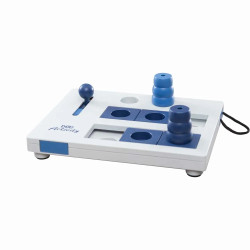 Juego interactivo Mini Mover de Dog Activity con piezas azules y compartimentos para snacks.