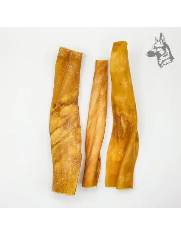 Tiras de piel de caballo deshidratada, con textura firme y colores naturales. 2